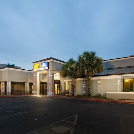 Hotel Super 8 By Wyndham Mobile I-65 Exteriér fotografie